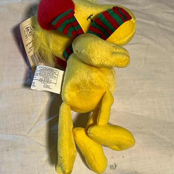 Peanuts stuffed Woodstock. - Picture 6 of 8